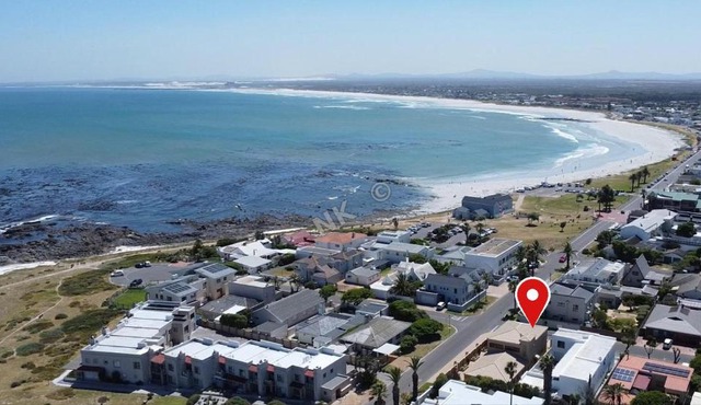 Beach Road Coastal Suite - Melkbos Beach & Restaurants Walkable in Melkbosstrand