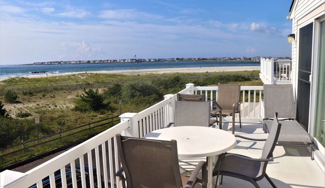 Beachfront with Inlet and Avalon Skyline Views! Clean, Comfortable & Convenient! in Sea Isle City