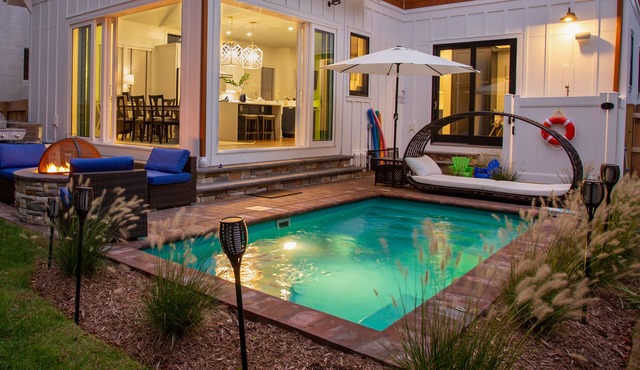 Beautiful Rehoboth beach home - heated pool, 3 blocks to beach! in Rehoboth Beach
