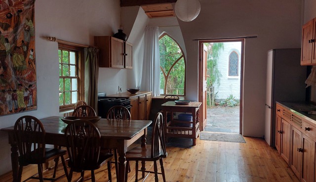 Bethesda Tower Accommodation in Nieu-Bethesda