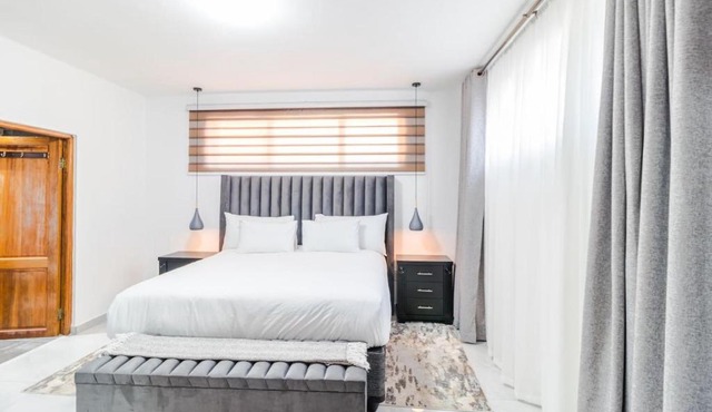 Boutique Hotel-Style Apartment In Ferndale-F6 in Johannesburg