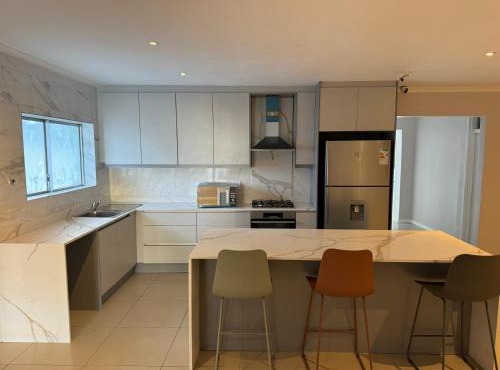 Canary Guest house in Cape Town