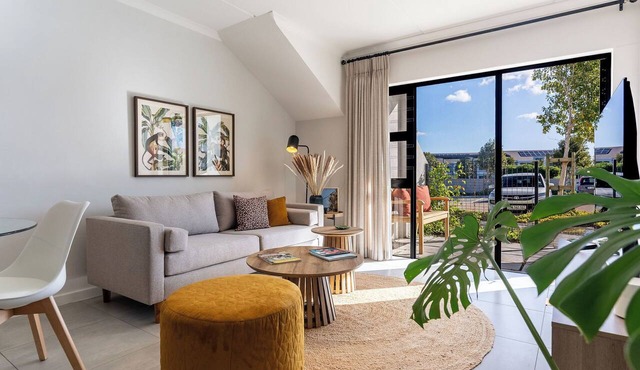 Cape Vine - Newly renovated 1 bed apartment near the vineyards in Cape Town