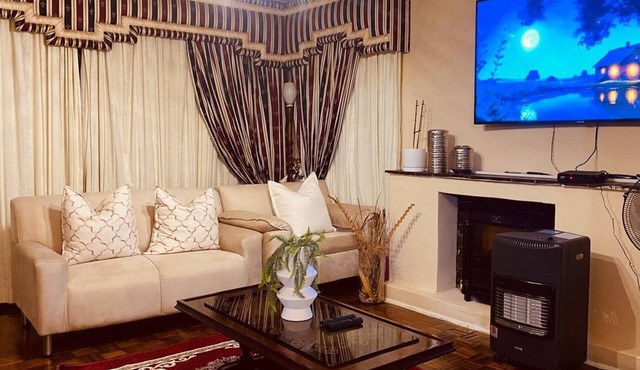 Charming 3-Bedroom House Rental in Pinetown, South Africa in Pinetown