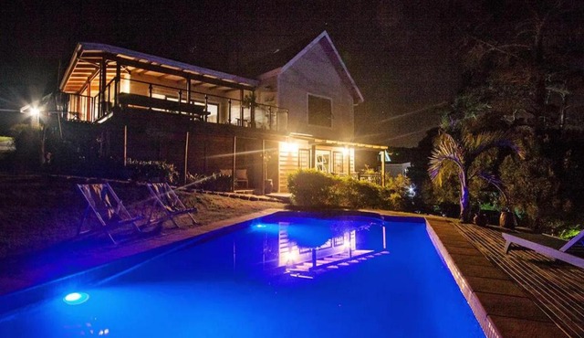 Chelsea Manor in Kini Bay