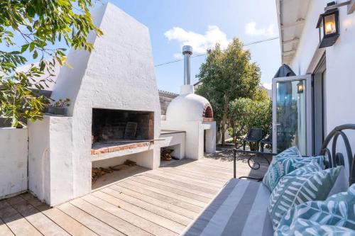 Coastal Elegant 4 Bedroom Home in Hermanus