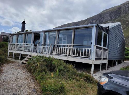 Cottage Amnesia in Bettyʼs Bay