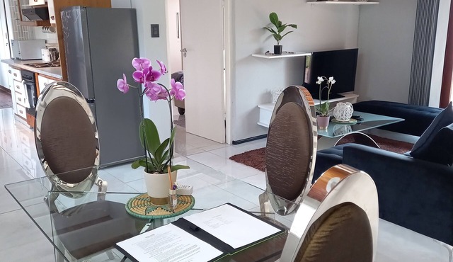 Crest Farm - Self-catering 2-bedroom, Wi-fi, Views, Swiming Pool in Waterfall