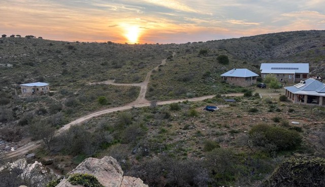 Dassiekrans Guesthouse - Shama Lodge in Steytlerville