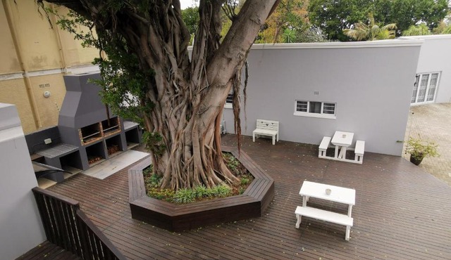 Dawson Manor Guest House in East London