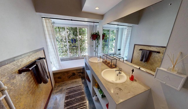 Delightful 4-bedroom house in Onrusrivier perfect for your getaway in Onrusrivier