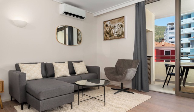 Dolce Vita | Modern Sea Point Gem in Cape Town