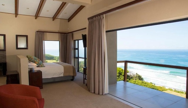 Dolphins on Six Self Catering Apartments in Wilderness