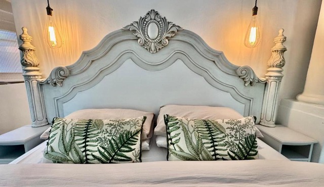 Dream Guest Suite in Fabulous Edwardian Claremont in Cape Town