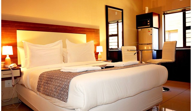Eagle Nest Luxury Accommodation in Roodepoort