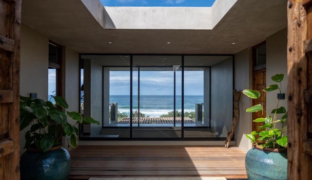 Ekubo Shoreline Retreat in Port Edward