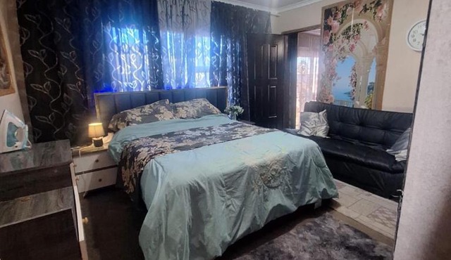 Elvalas Apartment Cozy 1 Bedroom with your own private kitchen and bathroom in Kinross