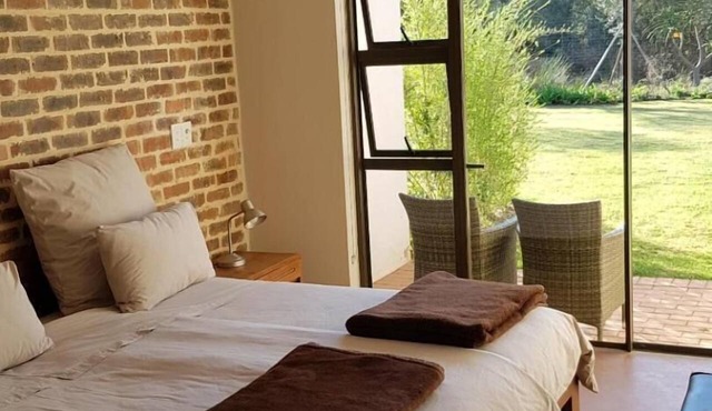 Esther's Country Lodge in Magaliesberg