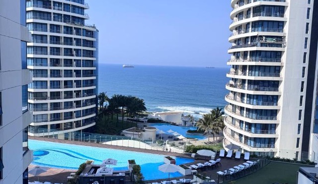 Executive Costal Studio with Sea View in Durban