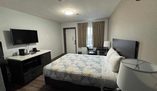 Experience Vancouver from a Convenient Room for Your Weekend Trips in Clark County