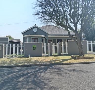 Fancy Pansy in Germiston