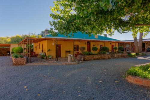 GaMamadi Guest Farm in Restvale