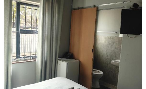 GLOBALNEST Guesthouse in Brackenfell