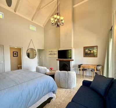 Grand View Cottages - 2 King Suites - Entire Cottage in Riebeek-Kasteel