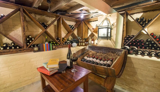 Hacklewood Hill Country House in Gqeberha (Port Elizabeth)