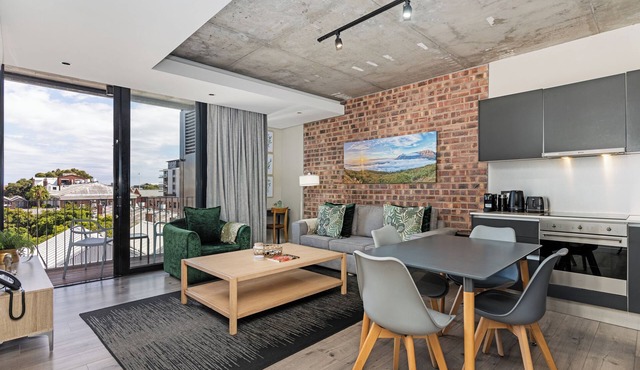 Harbourline Haven | Signature #304 | De Waterkant in Cape Town