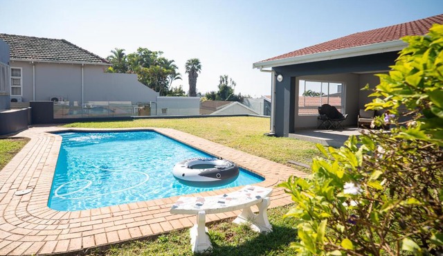 Holmpark Retreat - Central Durban North in Durban