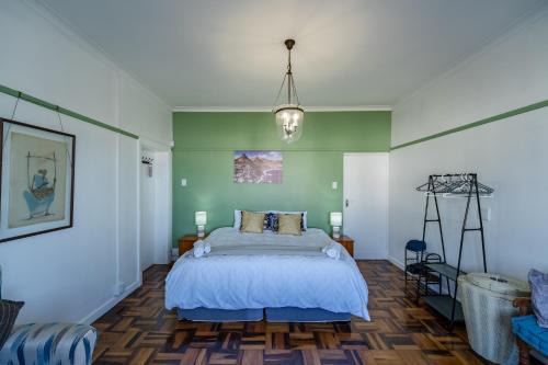 House Zandvlei - Muizenberg Holiday Haven
