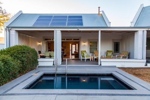 Karoo Masterclass House and Karoo Masterclass Cottage - Accommodation Prince Albert in Prince Albert