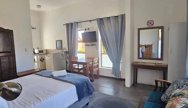 Kelkiewyn Guesthouse Caledon in Caledon