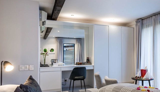 Kensington Place in Cape Town