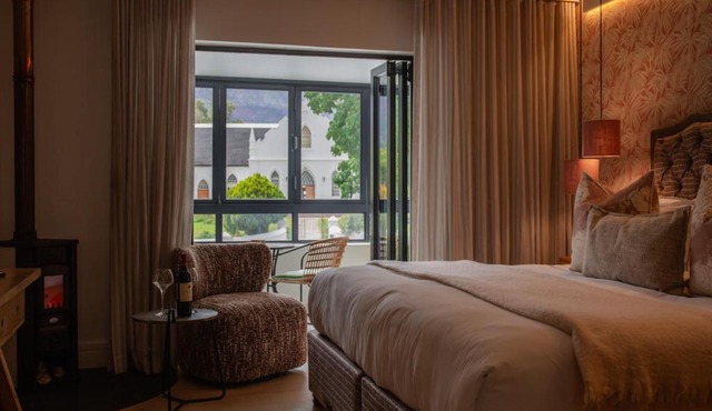 Le Petit Manoir Boutique Hotel