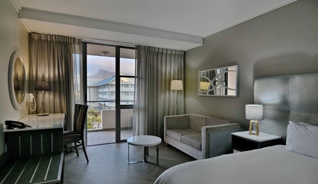 Luxurious Accessible Apartment With Ocean Views in Kaapstad in Cape Town