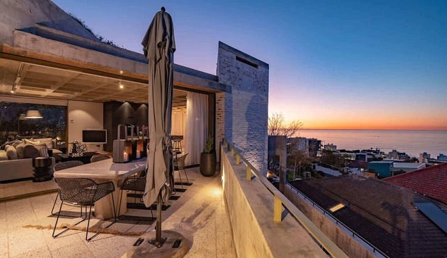 Luxurious, Pool, Views, Sea Point - Luna Penthouse in Cape Town