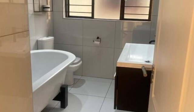 Luxury 2 Bedroom Apartment Near Monte Casino, Johannesburg in Sandton