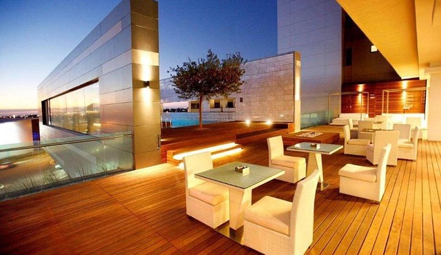Luxury Penthouse -Crystal Towers