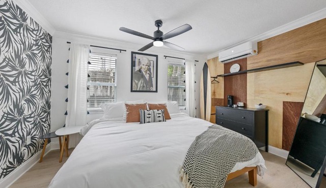MIRANDA PRIESTLY SUITE at THE KarINN BOUTIQUE HOTEL - Downtown Ft Lauderdale 7 in Fort Lauderdale