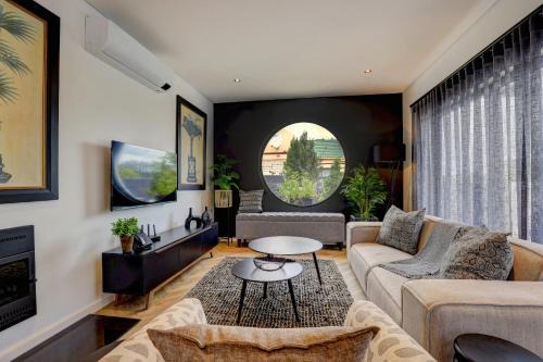 Modern 3-Bedroom Home in Arbour Nature Estate in George