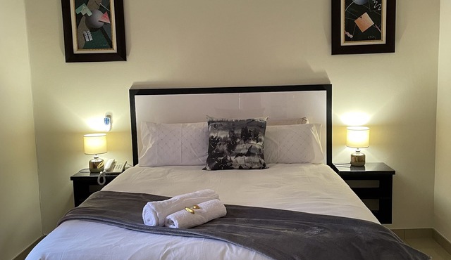 Mohlakeng Guest House in Randfontein