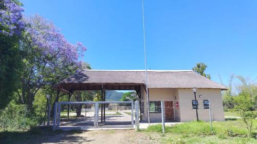 Mthontsi Lodge in Kroomie