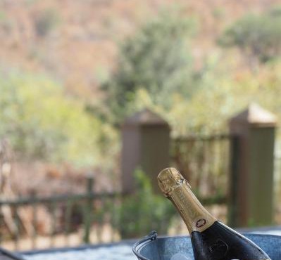 Muweti Bush Lodge in Grietjie Nature Reserve