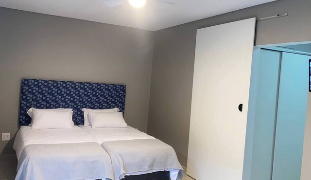 Nest24 Evans Park Private & Cosy Guest Suite 2 in Johannesburg South
