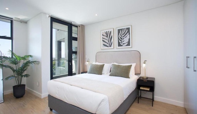 Newlands Peak Aparthotel 904
