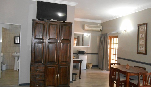 Oakwood Lodge in Bloemfontein