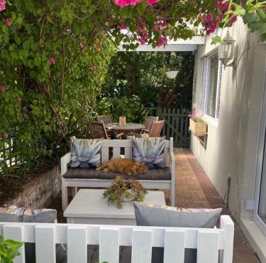On Broadwalk Cottage