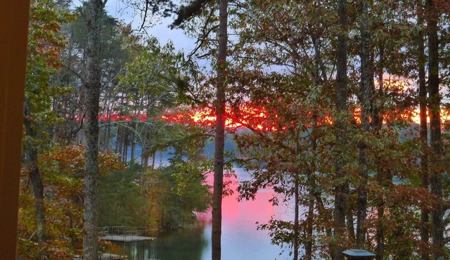 On the Lake Executive furnished retreat. Lake views, sunsets and private dock in Cumming